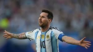Boletim da Copa: Messi amplia recorde de gols , Mbappé segue na cola e Haaland também brilha.