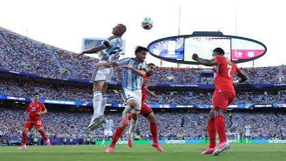 Argentina Sofre, Mas Vence a Suíça por 3 a 1 na Prorrogação em mais uma arbitragem polêmica