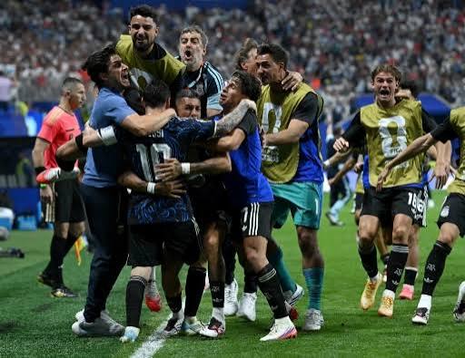 Seleção argentina comemora classificação à final — Copa 2026