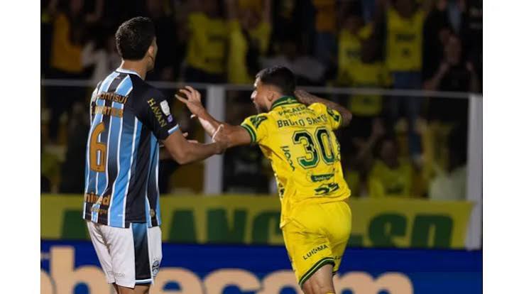 Lance do jogo Mirassol x Grêmio pelo Brasileirão 2026