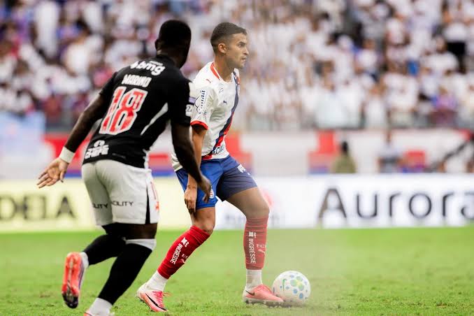 Lance do jogo Bahia x Vasco pela 22ª rodada do Brasileirão 2026 na Fonte Nova